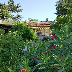https://villa-avec-jardin-et-piscine-en-haute-provence.fr-provencehotel.com